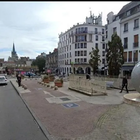 Terrasse Godrans En Plein Coeur De Dijon
