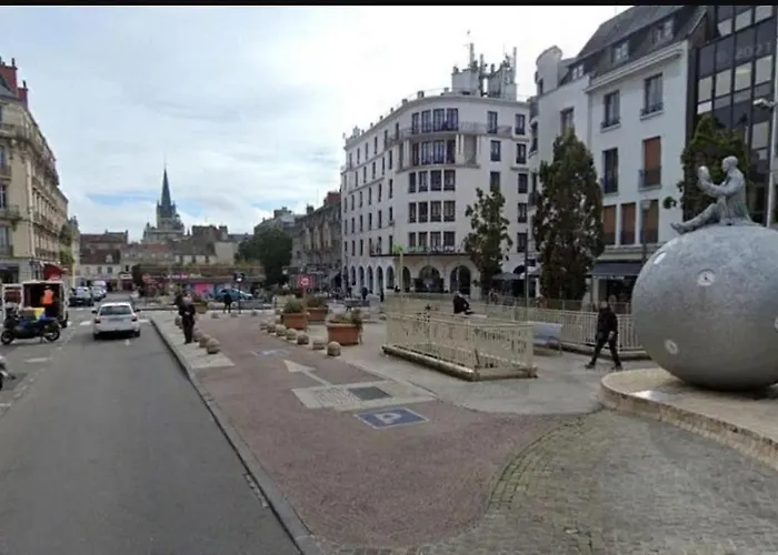 Terrasse Godrans En Plein Coeur De Digione